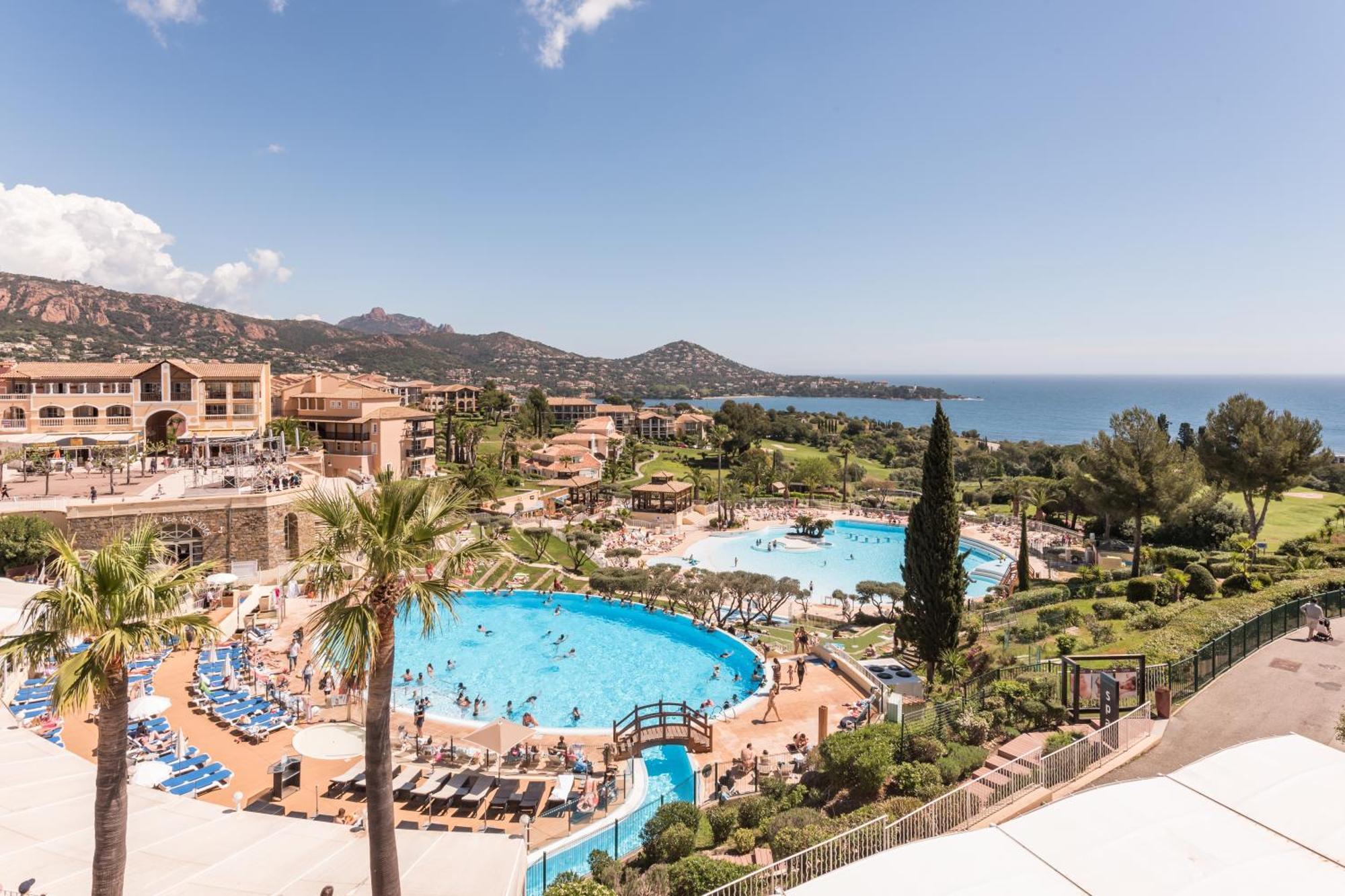 Hotel De L'Esterel Pierre & Vacances Saint-Raphaël Εξωτερικό φωτογραφία