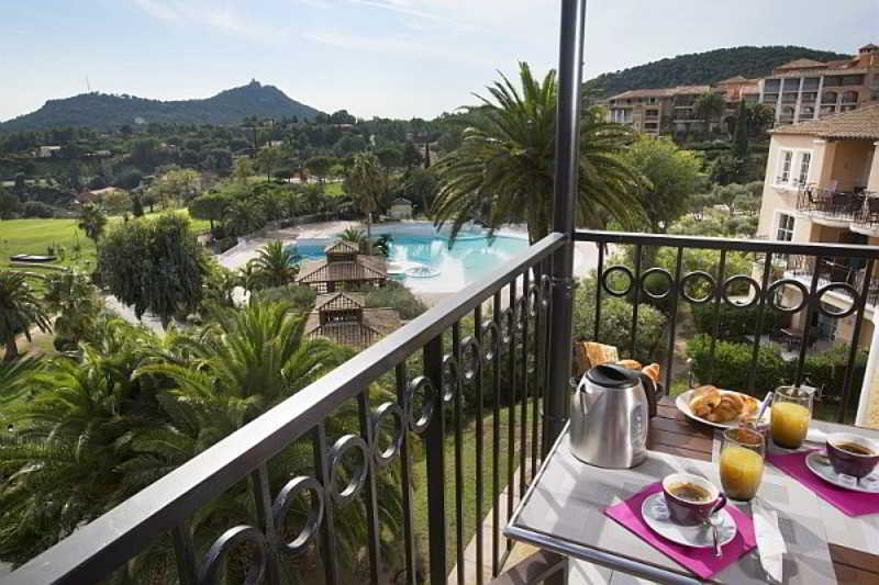 Hotel De L'Esterel Pierre & Vacances Saint-Raphaël Εξωτερικό φωτογραφία
