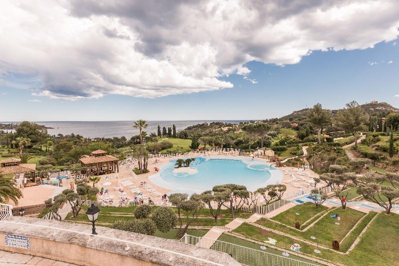 Hotel De L'Esterel Pierre & Vacances Saint-Raphaël Εξωτερικό φωτογραφία